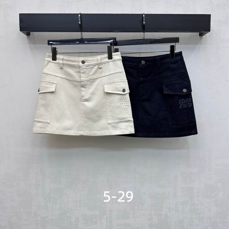 MiuMiu S-XL 107